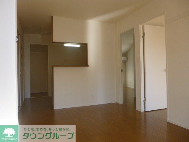 エントランス　★お問い合わせはタウンハウジングまで★