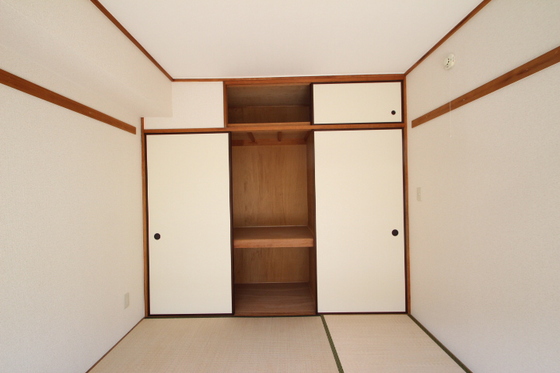 収納　※別号室の写真です