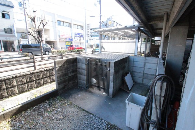 阪急京都線 茨木市駅 徒歩8分 4階建 築32年の外観写真