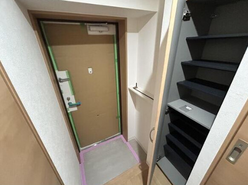 仙台市地下鉄南北線 長町一丁目駅 徒歩1分 14階建 築1年の玄関写真