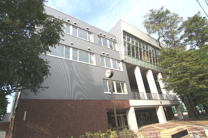 小学校　桑園小学校（小学校）まで420m