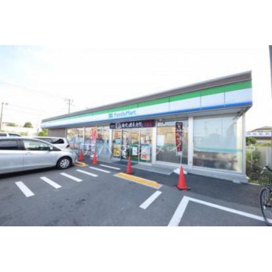 コンビニ　ファミリーマート日限山四丁目店（コンビニ）まで316m