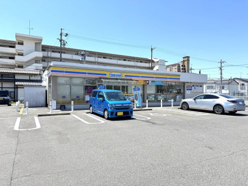コンビニ　ミニストップ 一宮競輪場前店（コンビニ）まで215m