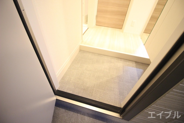 玄関　別号室のお部屋です。