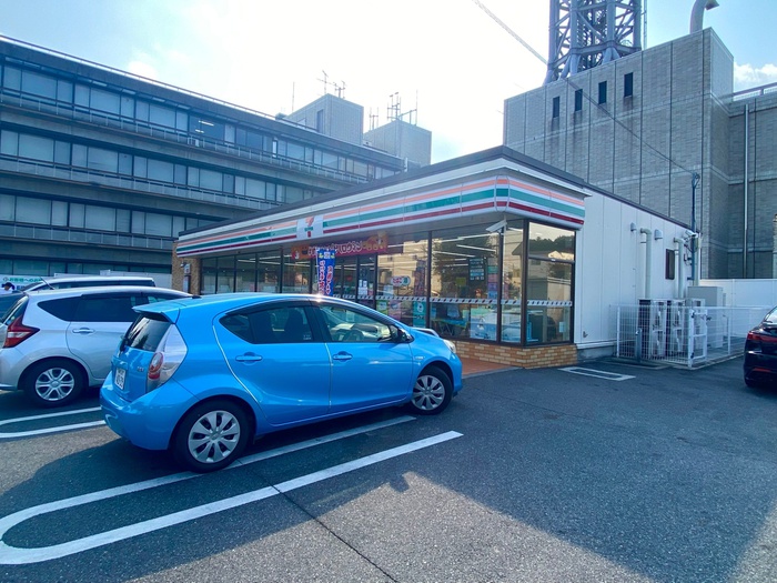 コンビニ　セブンイレブン　豊が丘店（コンビニ）まで180m