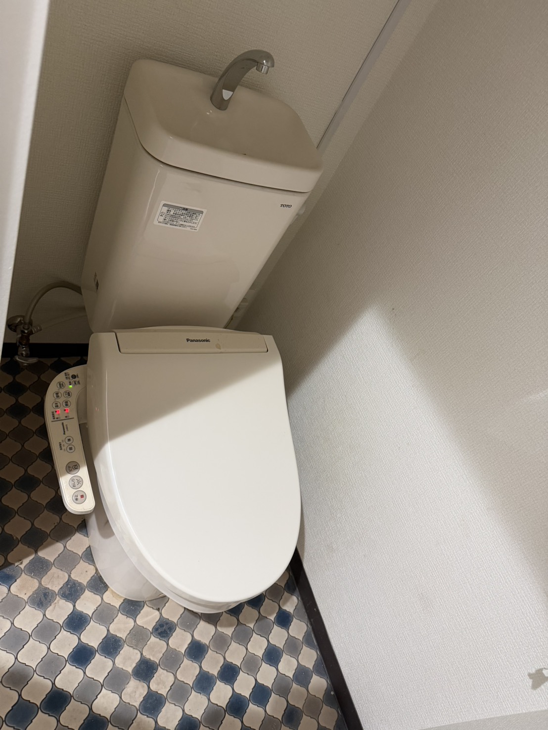 柳町ビルのトイレ写真