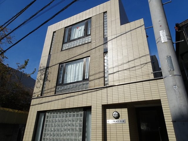 ロイヤルパレス代々木の外観写真