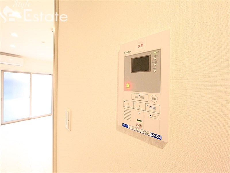 セキュリティ　モニター付きインターホン