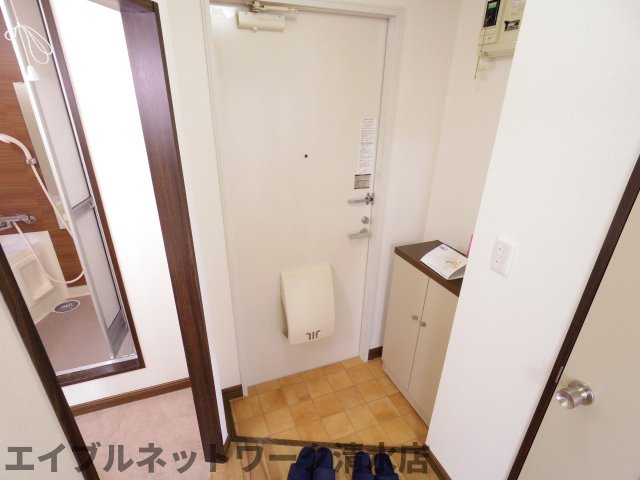 玄関　明るい玄関です