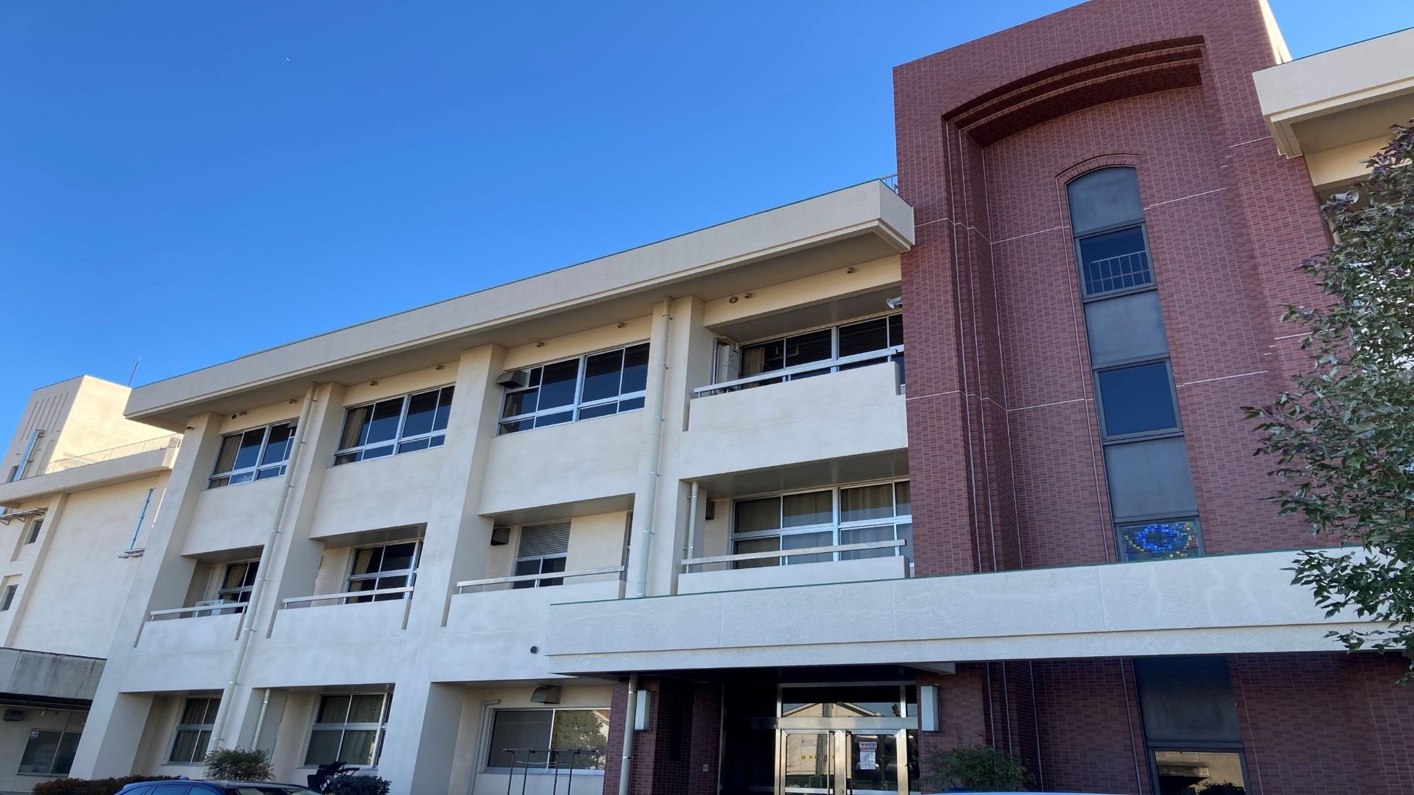 小学校　岡山市立芳明小学校（小学校）まで280m