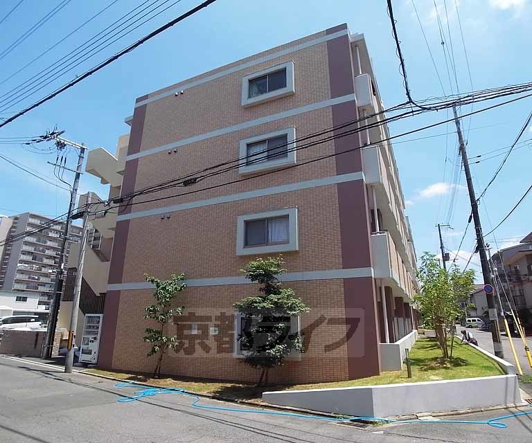 セキュリティ　室内にいながら、訪問者を確認できちゃいます