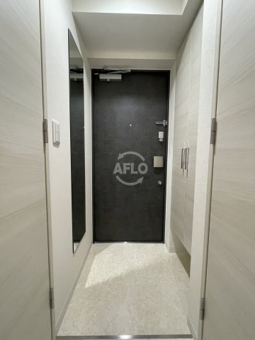 ミラージュパレス新梅田Rioの玄関写真