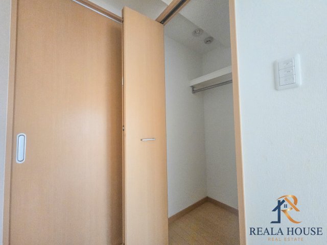収納　同じタイプの別部屋の写真となります。