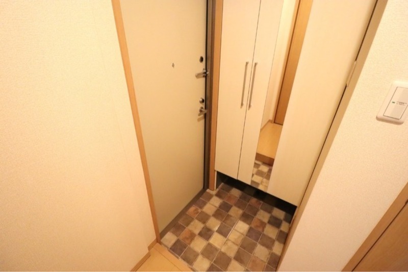 玄関　図面と現状に相違がある場合には現状を優先
