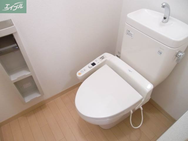 シャーメゾンANTICAのトイレ写真