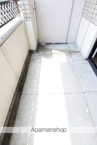 ＪＲ鹿児島本線 箱崎駅 徒歩5分 8階建 築37年の内装写真