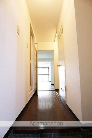 ＪＲ鹿児島本線 箱崎駅 徒歩5分 8階建 築37年の玄関写真