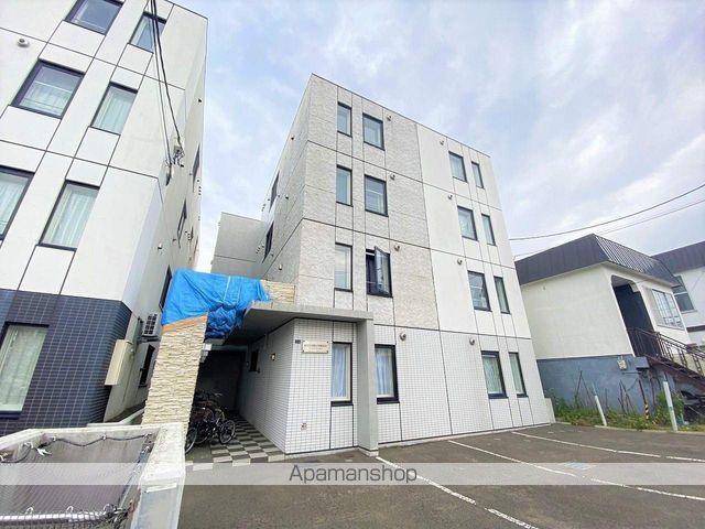 地下鉄東西線 南郷１８丁目駅 徒歩8分 築14年