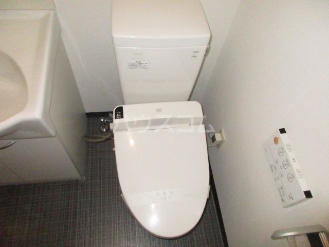 レアレジデンス稲毛のトイレ写真