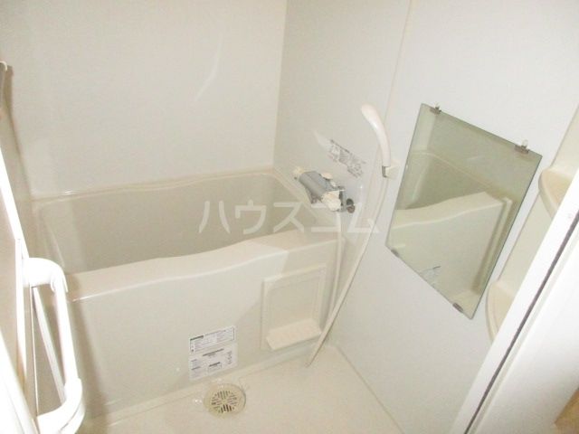 レアレジデンス稲毛の風呂写真