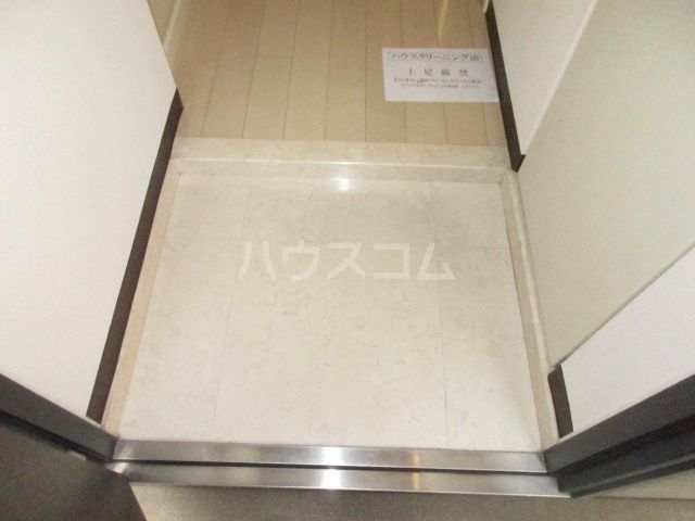 レアレジデンス稲毛の玄関写真