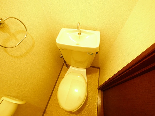 トイレ　ゆったりとした空間のトイレです