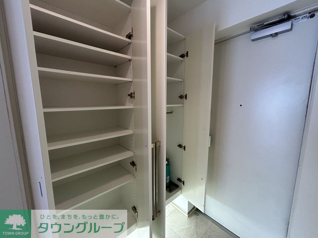 収納　シューズボックス
