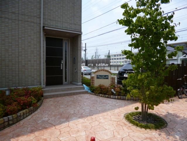 エントランス　★お部屋探しは、タウンハウジング多摩センター店へ★