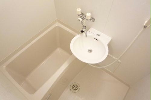 バス・シャワールーム　浴室換気乾燥機付き