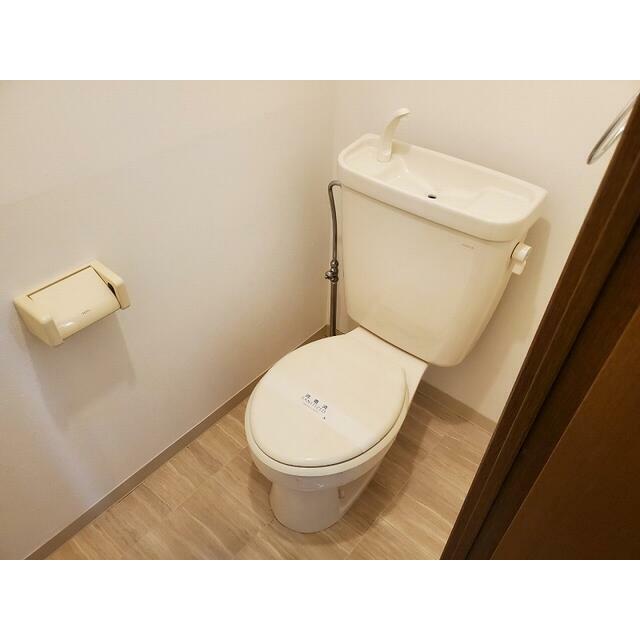 トイレ　室内イメージ