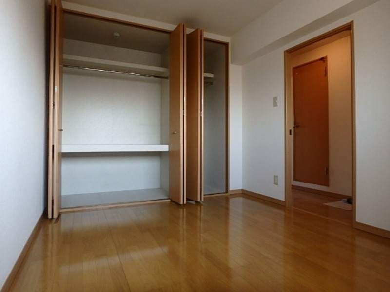 収納　図面と現状に相違がある場合には現状を優先