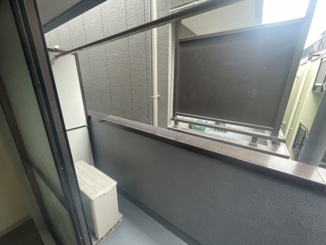 バルコニー　リフォーム前参考用写真