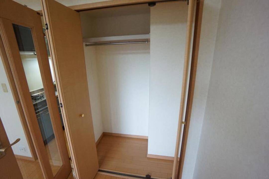 収納　クローゼット