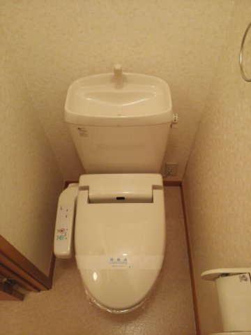 トイレ　トイレもきれいです