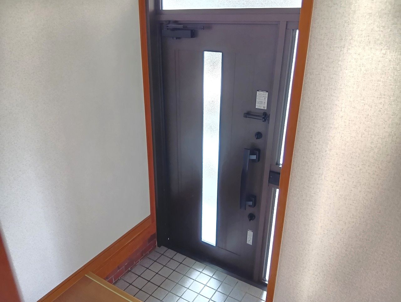玄関　収納もある玄関です
