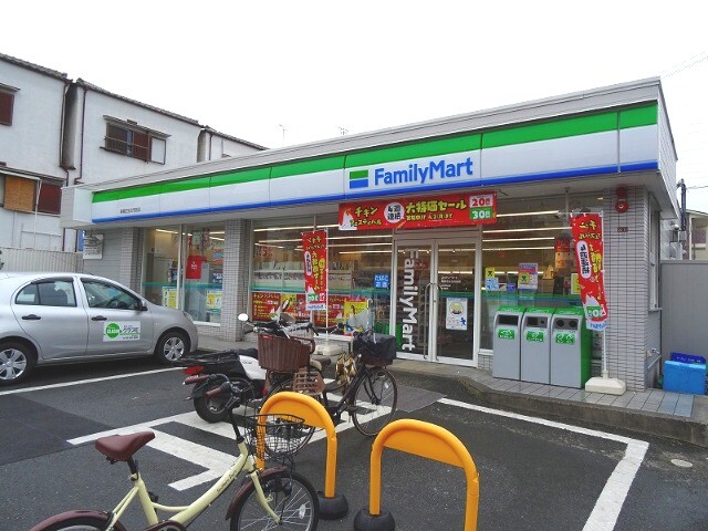 コンビニ　ファミリーマート高槻芝生住宅前店（コンビニ）まで106m