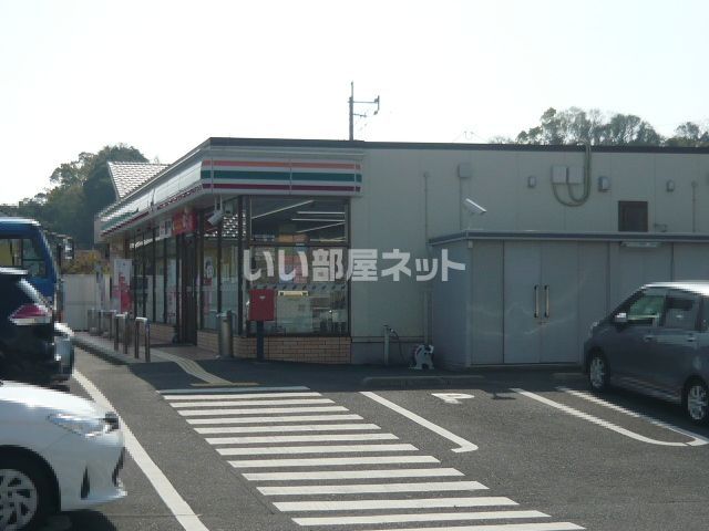 コンビニ　セブンイレブン 串木野インター店（コンビニ）まで658m