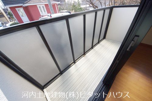 バルコニー　（類似室外・反転）