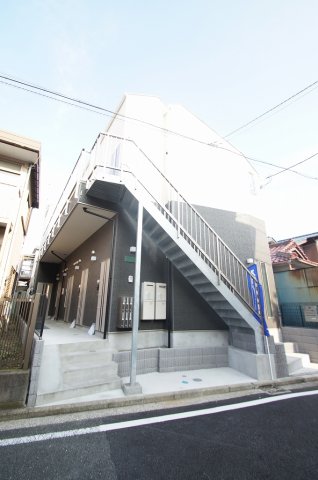 建物外観　ロフトの有るアパートです。