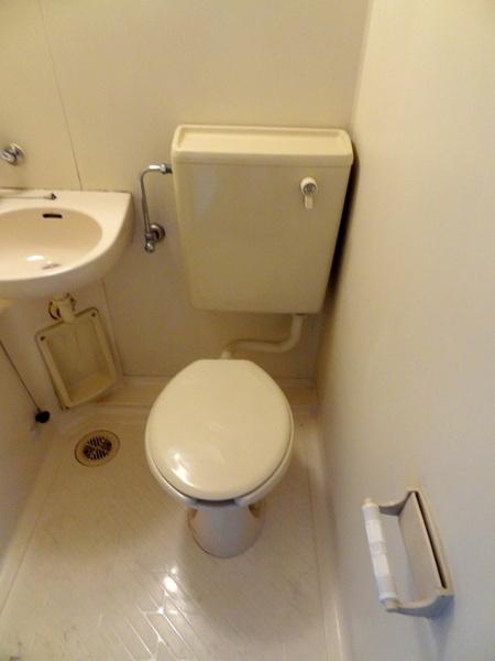 トイレ　★ユニットのトイレも綺麗で清潔★