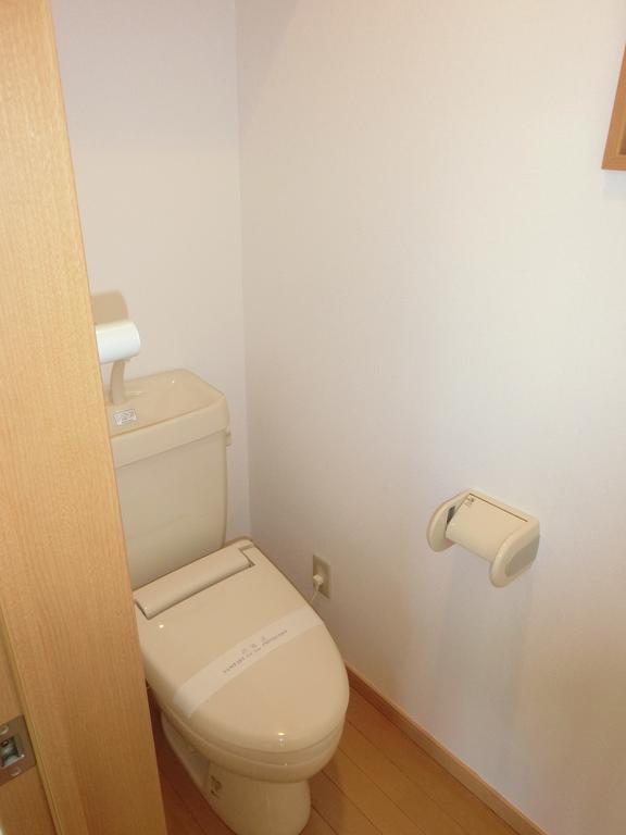 ラッフルズコートのトイレ写真