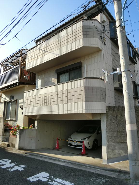 ラッフルズコート