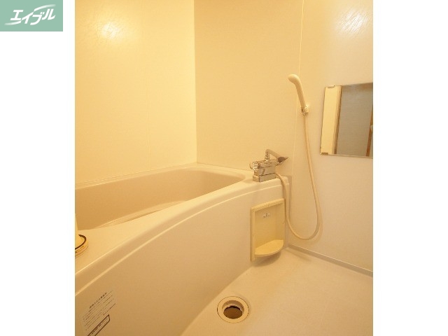 バス・シャワールーム　バスルーム