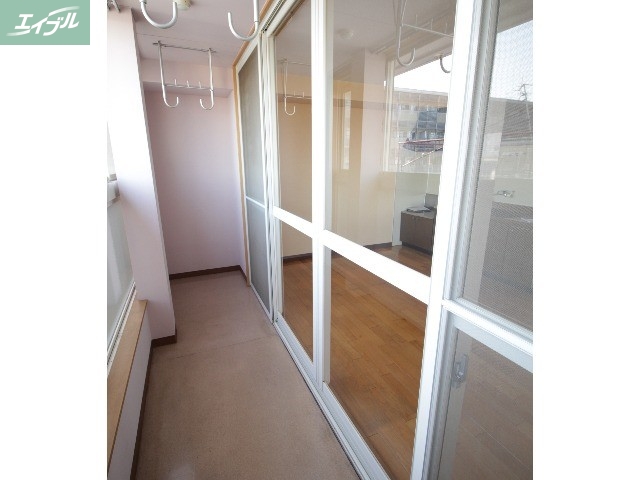 バルコニー　インナーバルコニー