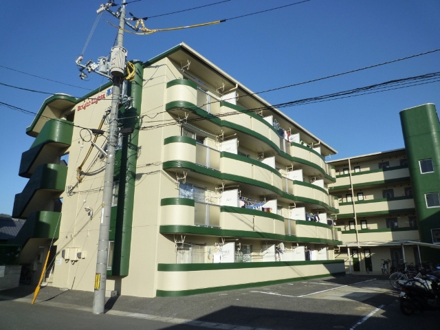 岡山市中区中井のマンションの建物外観