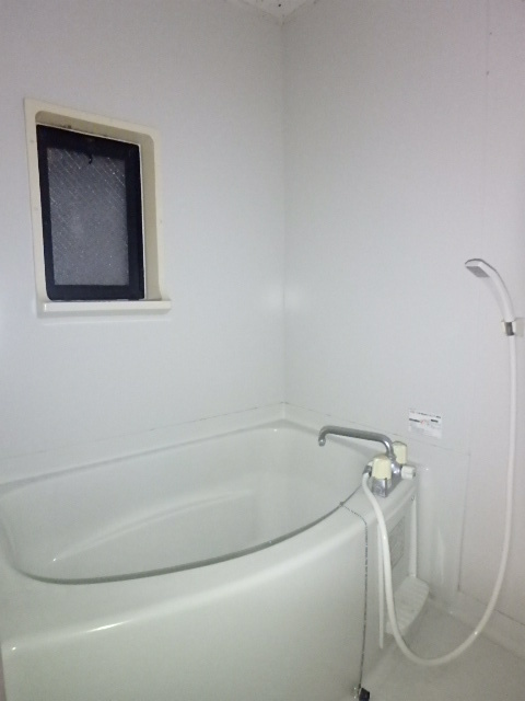 バス・シャワールーム　図面と現状に相違がある場合には現状を優先．．．