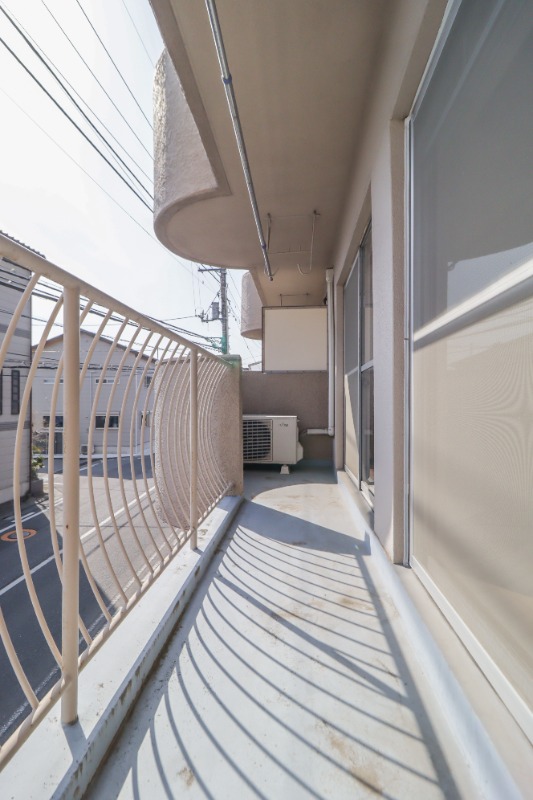 バルコニー　図面と現状に相違がある場合には現状を優先