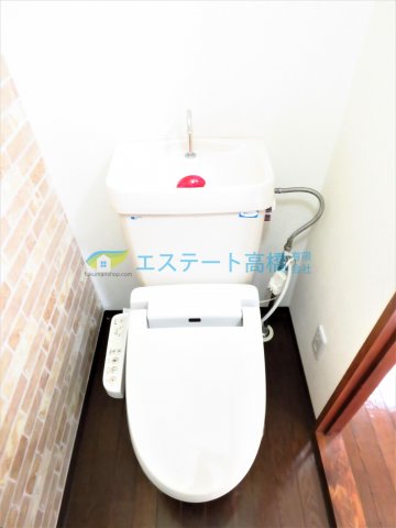 トイレ　トイレもきれいです