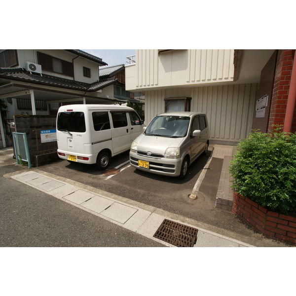 【シティコーポ田口の駐車場】