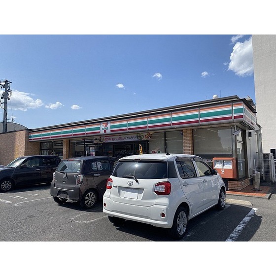コンビニ　セブンイレブン郡山図景町店（コンビニ）まで625m